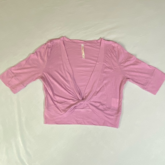 Talula Babaton - Knotted Cropped Top - Picture 6 of 6